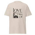 Unisex T-Shirt Pisa „Love City Lights“ – Stylisches Design mit dem Schiefen Turm & Skyline Entdecke das Pisa T-Shirt mit der Silhouette des Schiefen Turms. 