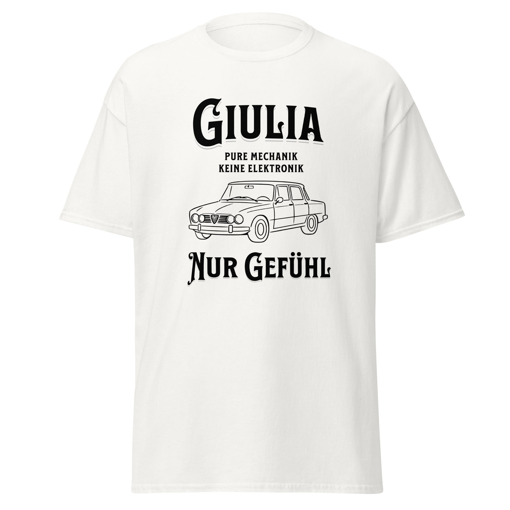 Ein minimalistisches Alfisti‑T‑Shirt mit der ikonischen Giulia 105 als Strichzeichnung. Der Slogan „pure Mechanik, keine Elektronik, nur Gefühl“ feiert echten analogen Fahrspaß. Perfekt für Alfa‑Fans, Oldtimer‑Liebhaber und alle, die italienische Automobilkultur leben.